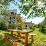 Albina B4 By Interhome アパート Mazurija