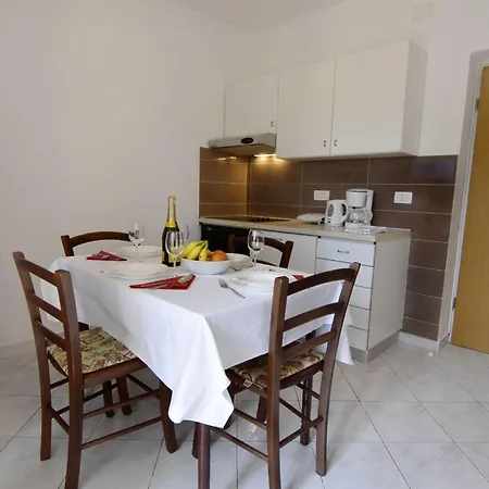 Apartment Albina B4 By Interhome *