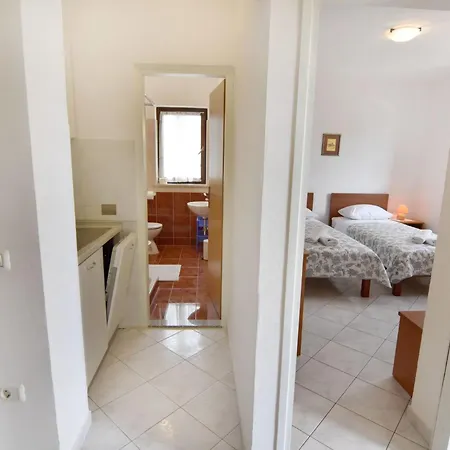 Apartament Albina B4 By Interhome Valizza