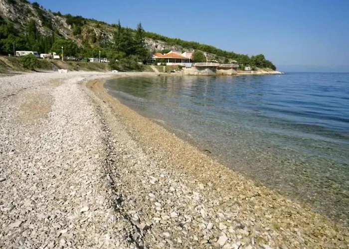 Albina B4 By Interhome Valica